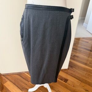 Elegant Gray Pencil Skirt with Black Accents